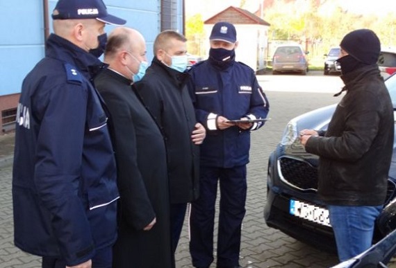 garwolin - Nowe nieoznakowane radiowozy dla KPP