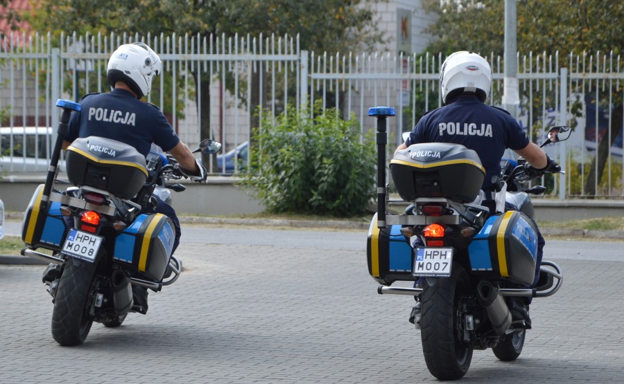 garwolin - Policyjne motocykle na drogach