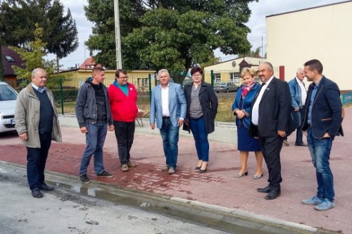 garwolin - Odebrali inwestycje drogowe w gminie Łaskarzew