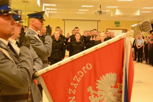 garwolin - 3 nowych policjantĂłw w KPP w Garwolinie