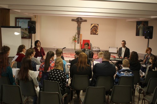 garwolin - Garwolin: Gospel Rain zaÂśpiewa w nowej parafii