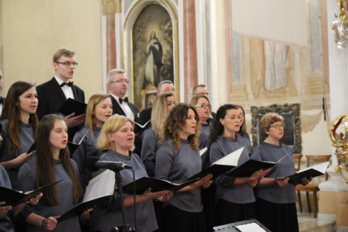 garwolin - ChĂłr Ĺ»elechowa koncertowaĹ‚ w KĹ‚oczewie