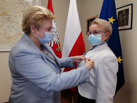 garwolin - Genowefa Pasik otrzymała odznakę honorowš