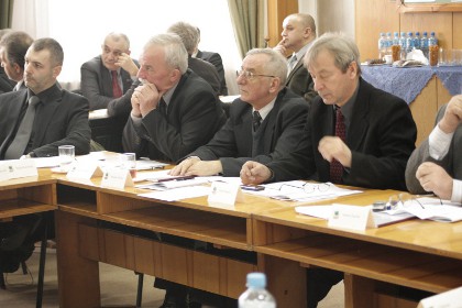garwolin - Sesja Rady Powiatu: Spokojnie i szybko garwolin - Sesja Rady Powiatu: Spokojnie i szybko