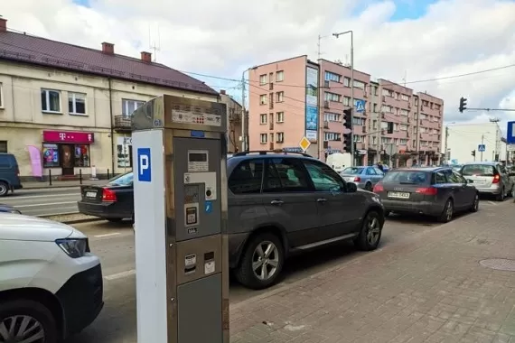 garwolin - Zapłacimy więcej za parkingi w Garwolinie