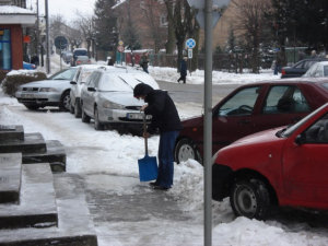 garwolin - Apel wojewody o odÂśnieĹĽanie dachĂłw budynkĂłw garwolin - Apel wojewody o odÂśnieĹĽanie dachĂłw budynkĂłw